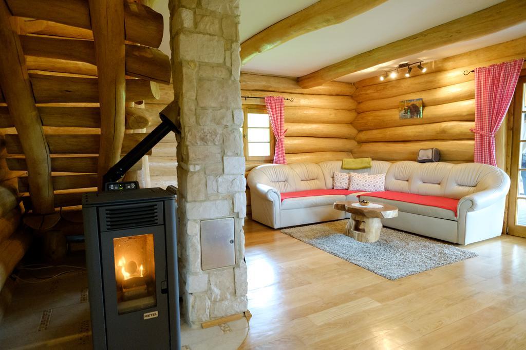 Bear'S Log Villa Seliste Dreznicko Exterior photo
